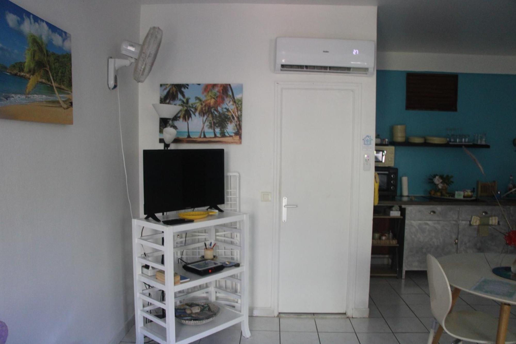 Le Colibri Et Le Frangipanier Apartment La Trinite Ngoại thất bức ảnh